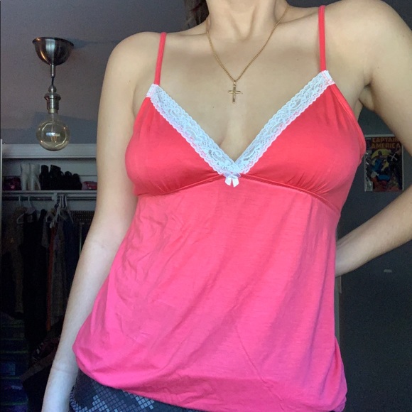 Super cute tank💓 - Picture 5 of 5